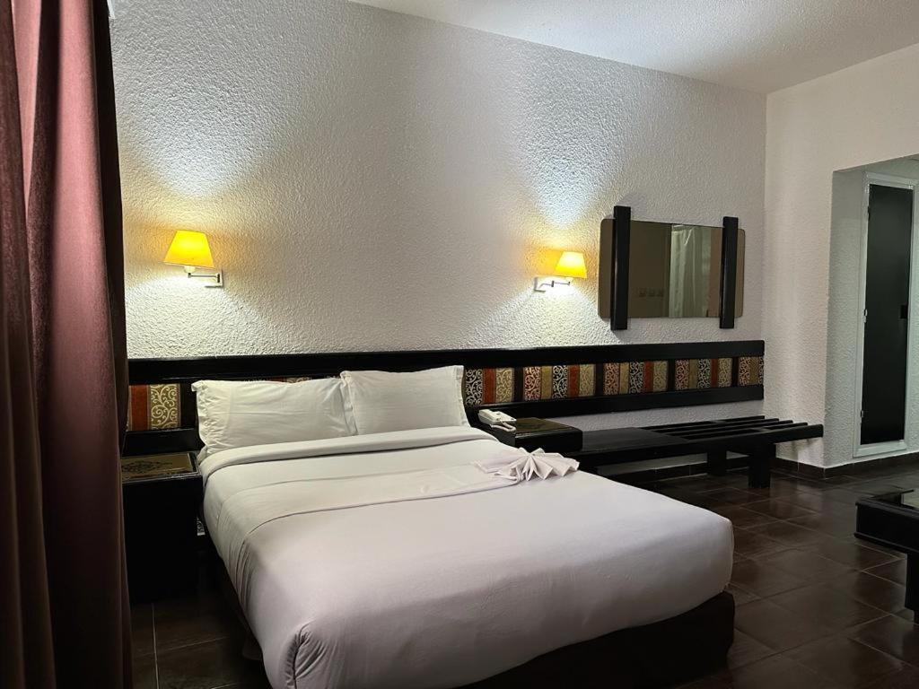 Ourida Urban Hotel Rabat Bagian luar foto