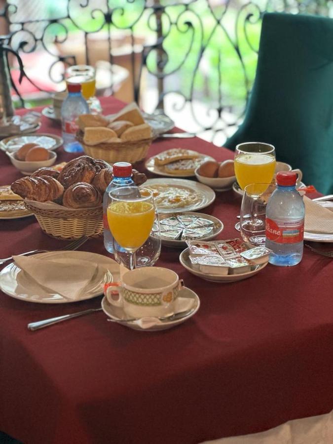 Ourida Urban Hotel Rabat Bagian luar foto