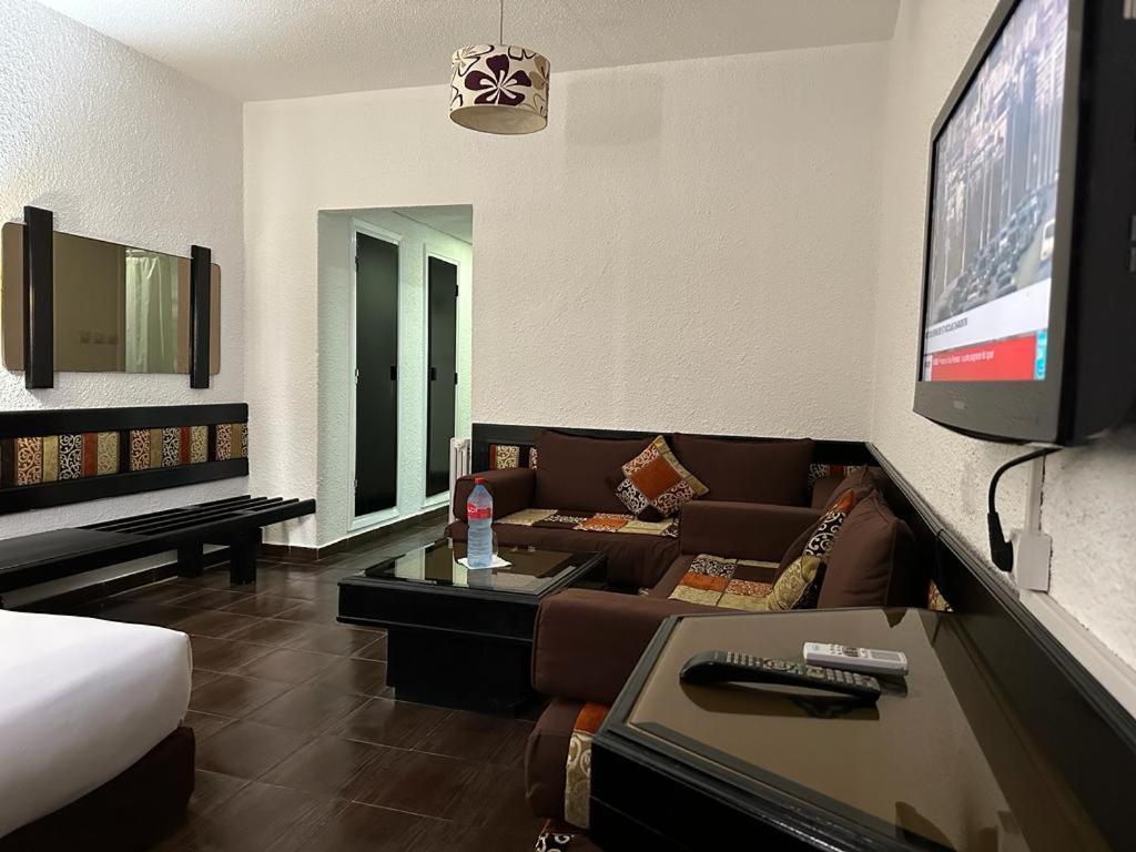 Ourida Urban Hotel Rabat Bagian luar foto